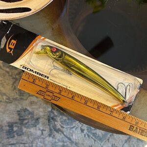 Bomber Magnum Long A Gold Fishing Lure vintage fish